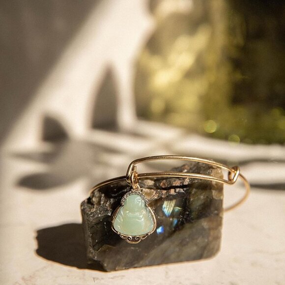 Brass Gold-Plated Buddha Charm Bracelet Adjustable Calming Energy Jewelry - Picture 3 of 3